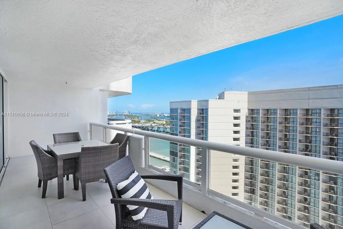 1717 N Bayshore Dr A-3442, Miami, Florida 33132, 1 Bedroom Bedrooms, ,1 BathroomBathrooms,Residentiallease,For Rent,1717 N Bayshore Dr A-3442,A11510656