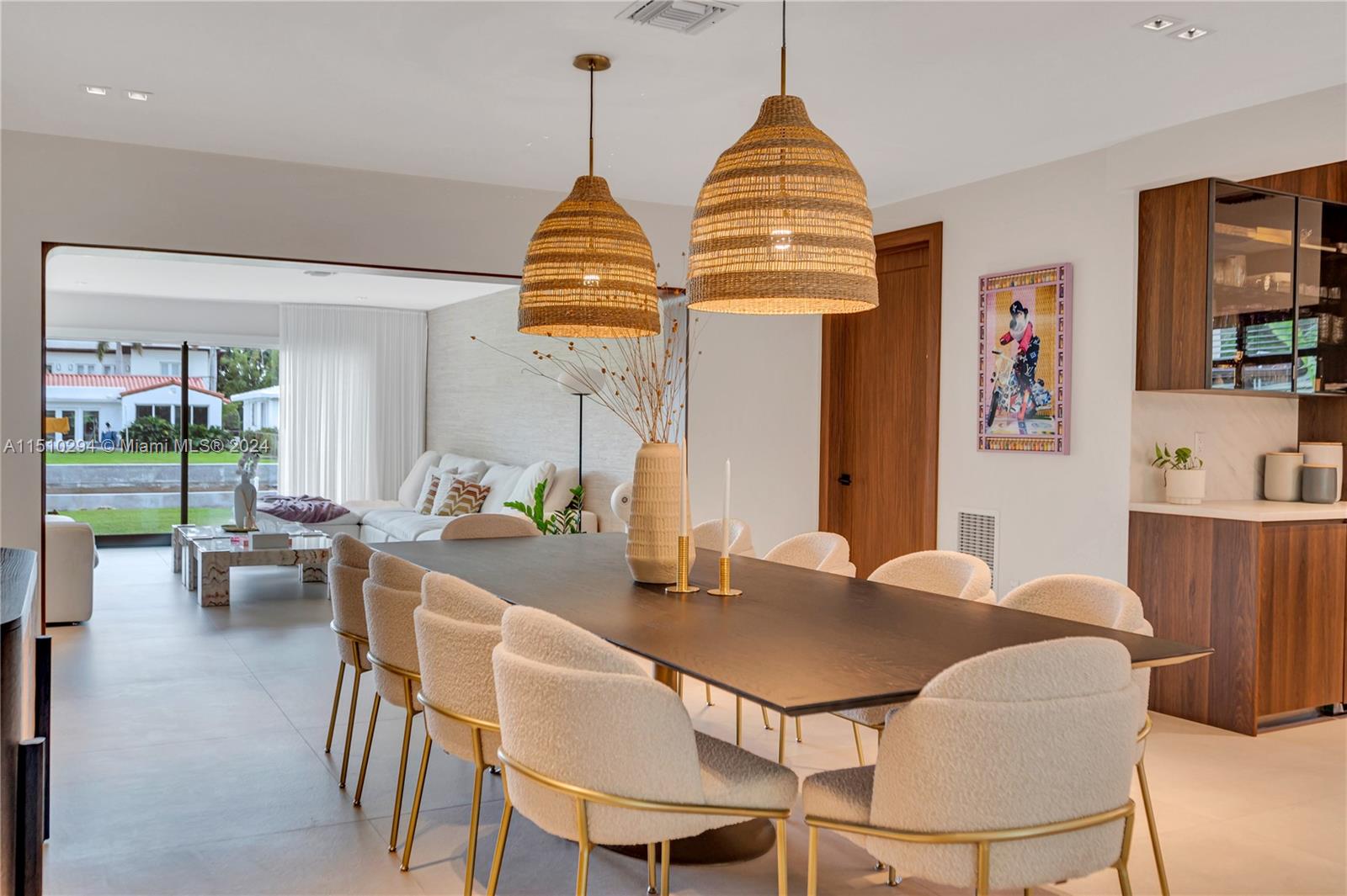 1470 Cleveland Rd, Miami Beach, FL, 33141 United States, 4 Bedrooms Bedrooms, ,3 BathroomsBathrooms,Residential,For Sale,Cleveland Rd,A11510294