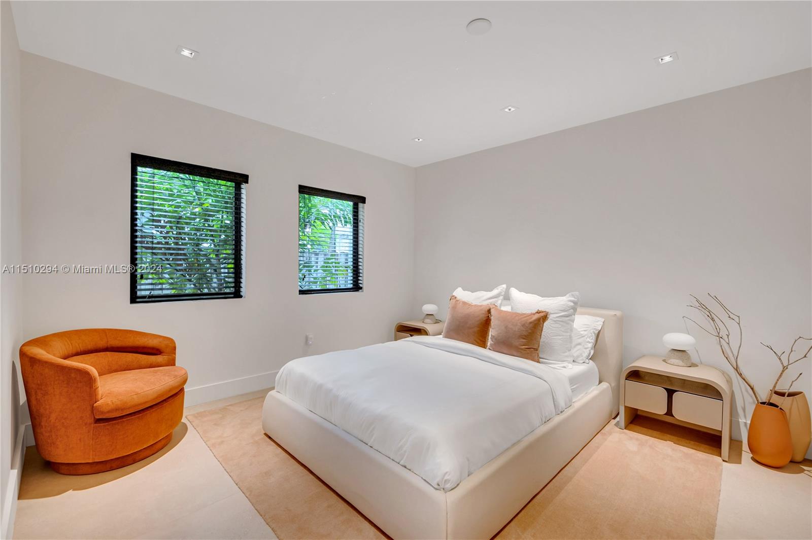 1470 Cleveland Rd, Miami Beach, FL, 33141 United States, 4 Bedrooms Bedrooms, ,3 BathroomsBathrooms,Residential,For Sale,Cleveland Rd,A11510294