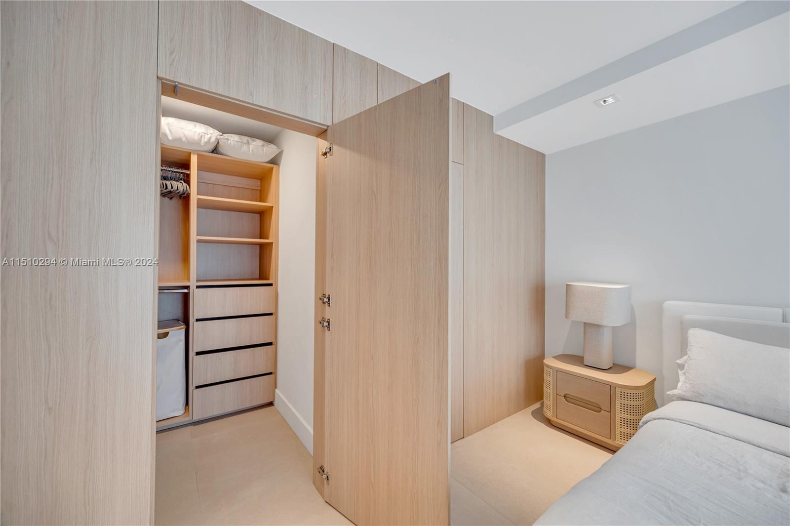 1470 Cleveland Rd, Miami Beach, FL, 33141 United States, 4 Bedrooms Bedrooms, ,3 BathroomsBathrooms,Residential,For Sale,Cleveland Rd,A11510294