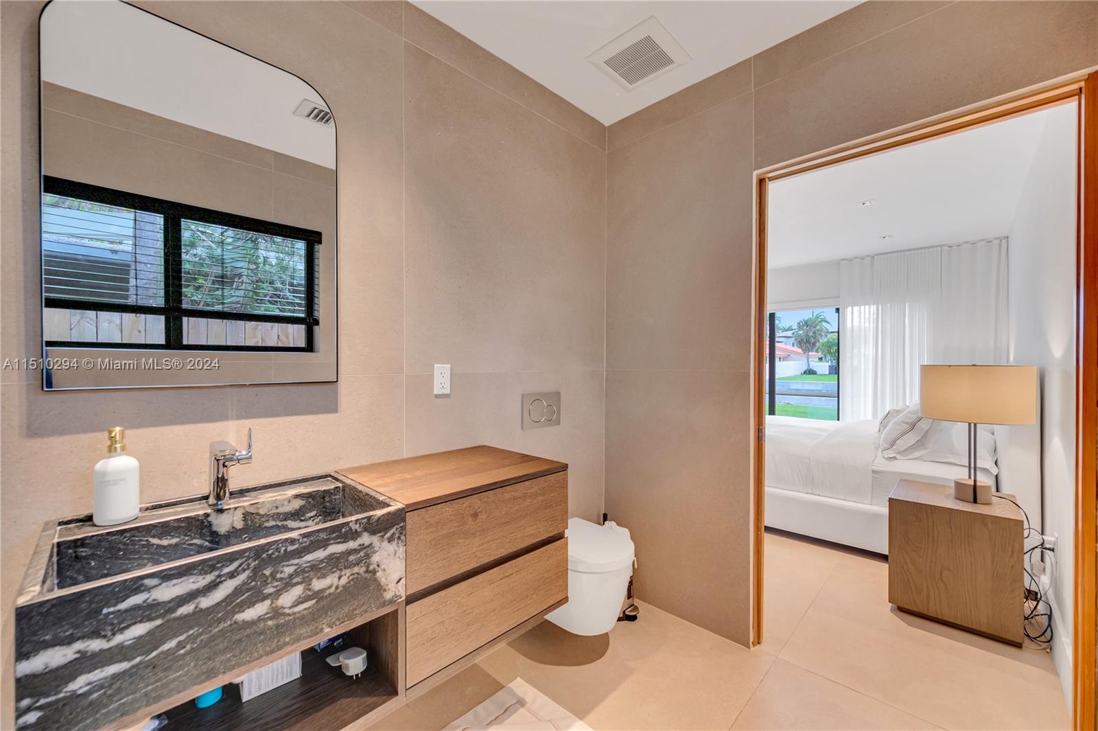 1470 Cleveland Rd, Miami Beach, FL, 33141 United States, 4 Bedrooms Bedrooms, ,3 BathroomsBathrooms,Residential,For Sale,Cleveland Rd,A11510294