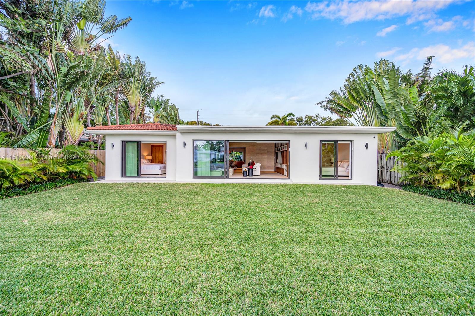 1470 Cleveland Rd, Miami Beach, FL, 33141 United States, 4 Bedrooms Bedrooms, ,3 BathroomsBathrooms,Residential,For Sale,Cleveland Rd,A11510294