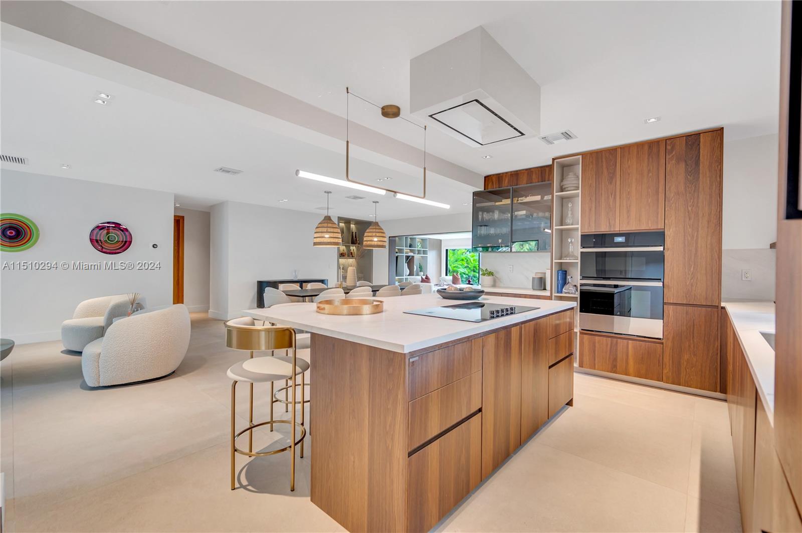 1470 Cleveland Rd, Miami Beach, FL, 33141 United States, 4 Bedrooms Bedrooms, ,3 BathroomsBathrooms,Residential,For Sale,Cleveland Rd,A11510294