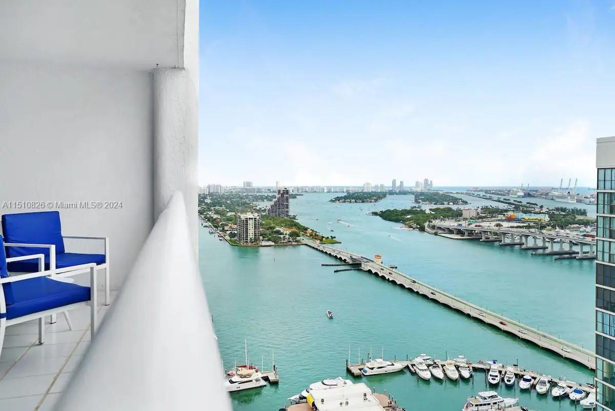 1717 N Bayshore Dr A-3444, Miami, Florida 33132, 1 Bedroom Bedrooms, ,1 BathroomBathrooms,Residentiallease,For Rent,1717 N Bayshore Dr A-3444,A11510826