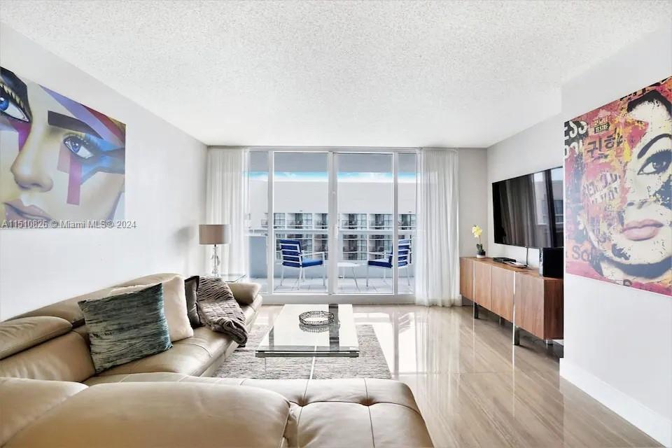 1717 N Bayshore Dr A-3444, Miami, Florida 33132, 1 Bedroom Bedrooms, ,1 BathroomBathrooms,Residentiallease,For Rent,1717 N Bayshore Dr A-3444,A11510826