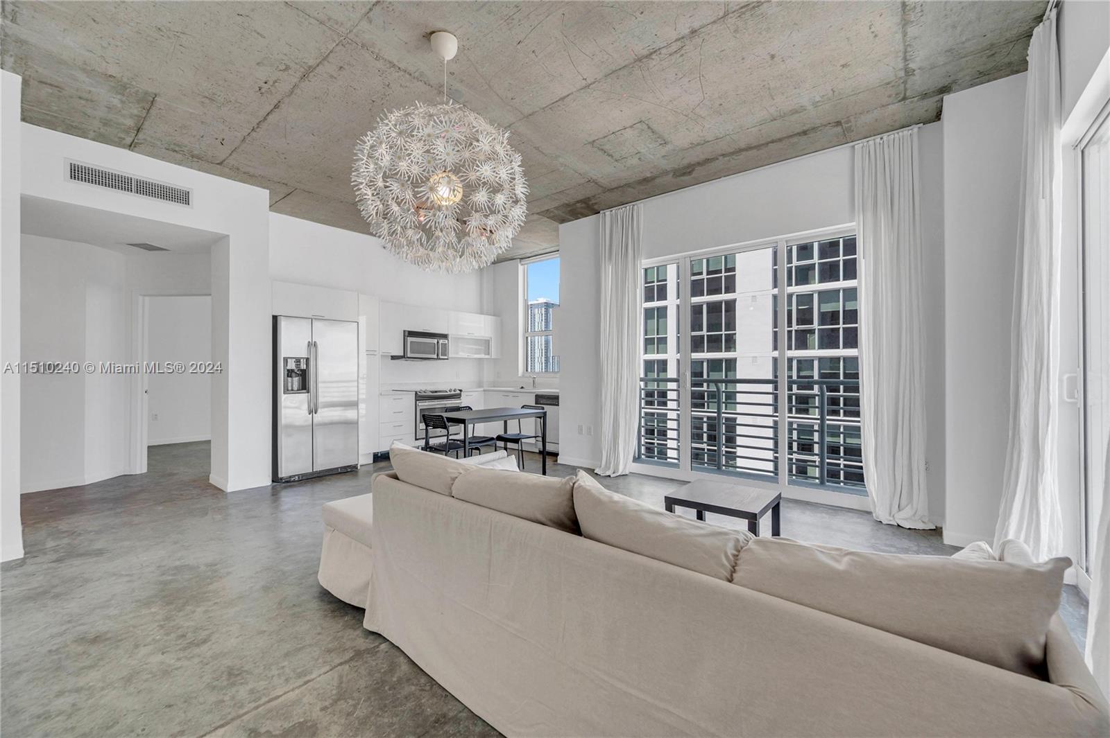 133 NE 2nd Ave 2401, Miami, Florida 33132, 2 Bedrooms Bedrooms, ,2 BathroomsBathrooms,Residentiallease,For Rent,133 NE 2nd Ave 2401,A11510240