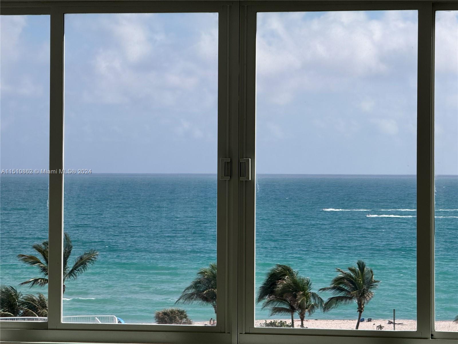 5401 Collins Ave 428, Miami Beach, Florida 33140, 2 Bedrooms Bedrooms, ,2 BathroomsBathrooms,Residential,For Sale,5401 Collins Ave 428,A11510862