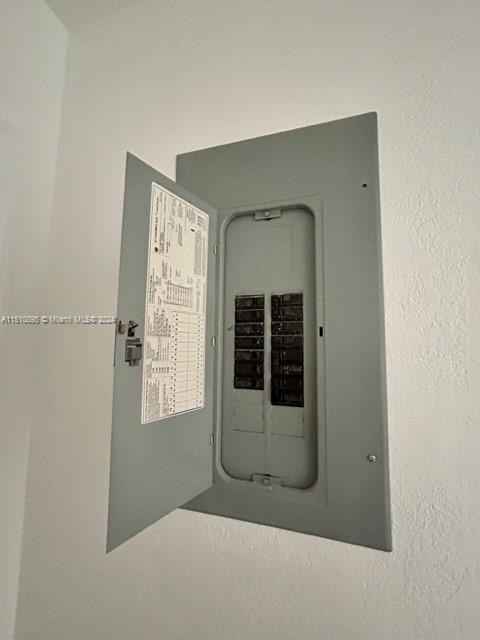 1101 15th Ct, Fort Lauderdale, FL, 33311 United States, 4 Bedrooms Bedrooms, ,3 BathroomsBathrooms,Residential,For Sale,15th Ct,A11510895