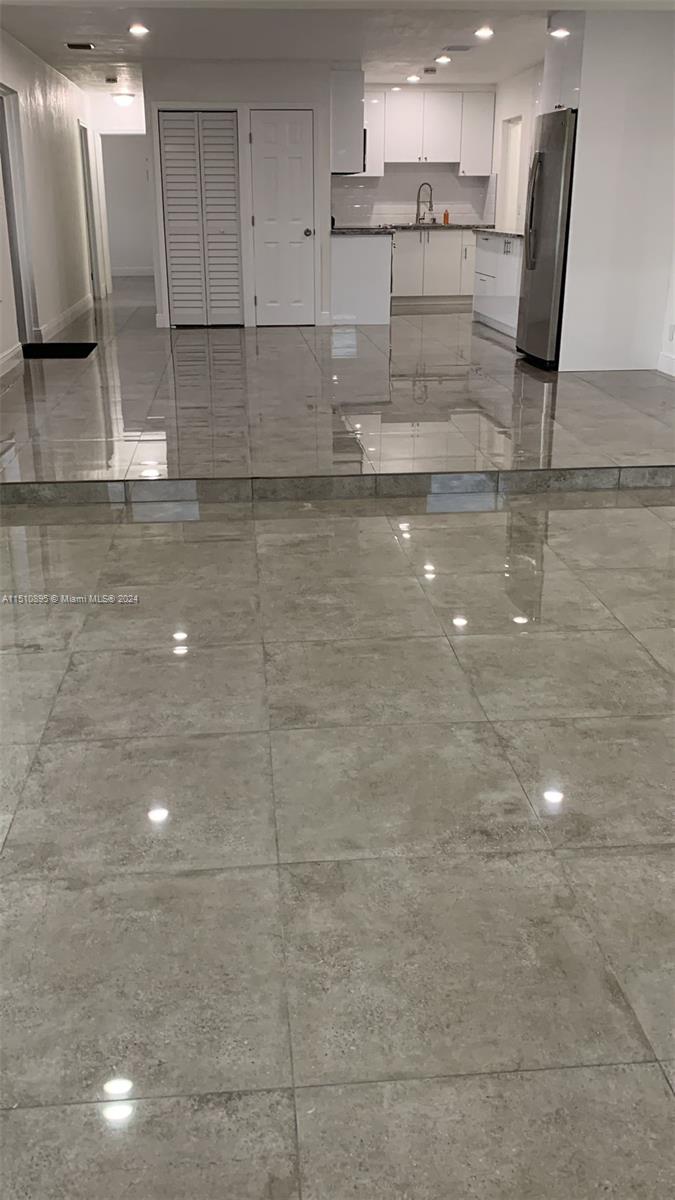 1101 15th Ct, Fort Lauderdale, FL, 33311 United States, 4 Bedrooms Bedrooms, ,3 BathroomsBathrooms,Residential,For Sale,15th Ct,A11510895