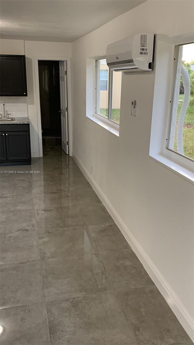 1101 15th Ct, Fort Lauderdale, FL, 33311 United States, 4 Bedrooms Bedrooms, ,3 BathroomsBathrooms,Residential,For Sale,15th Ct,A11510895