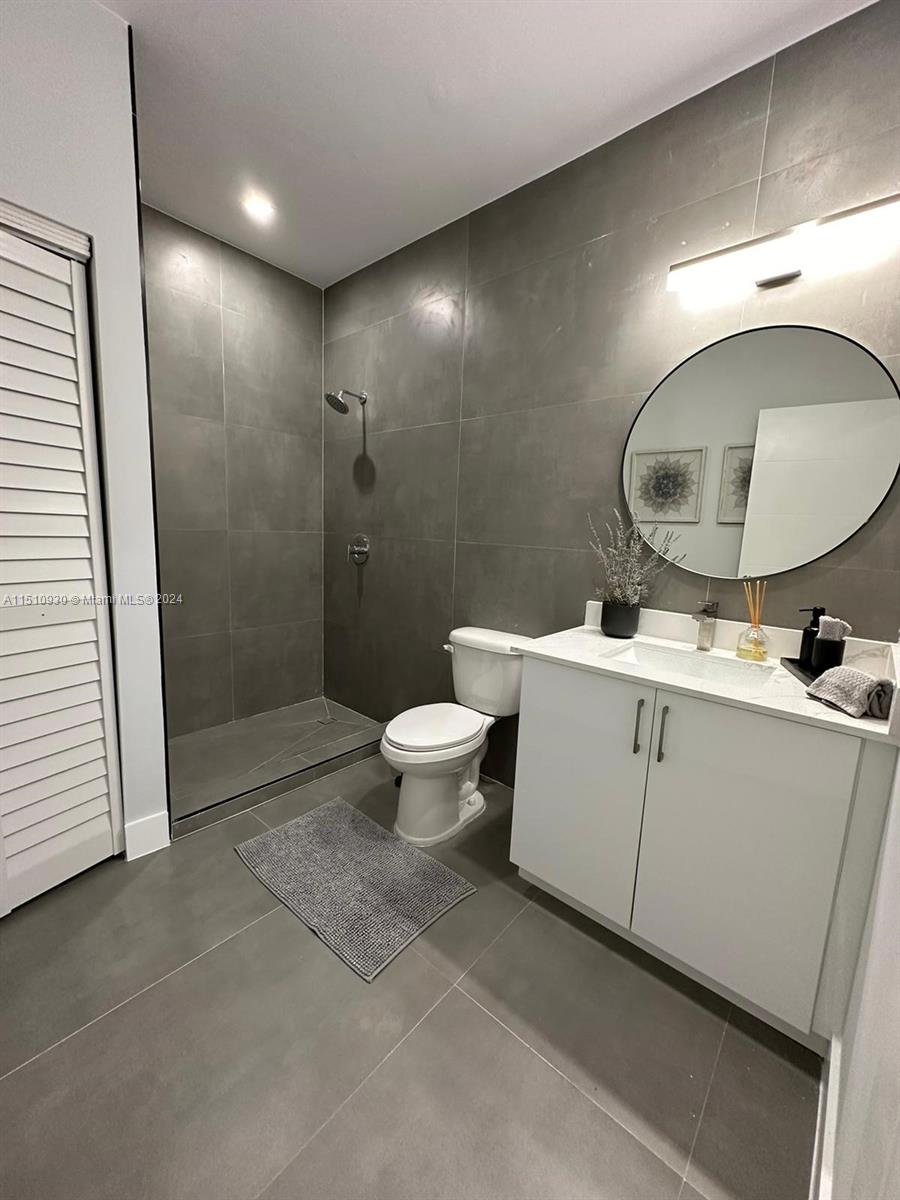 994 NW 2ND ST 994, Miami, Florida 33128, 1 Bedroom Bedrooms, ,1 BathroomBathrooms,Residentiallease,For Rent,994 NW 2ND ST 994,A11510930