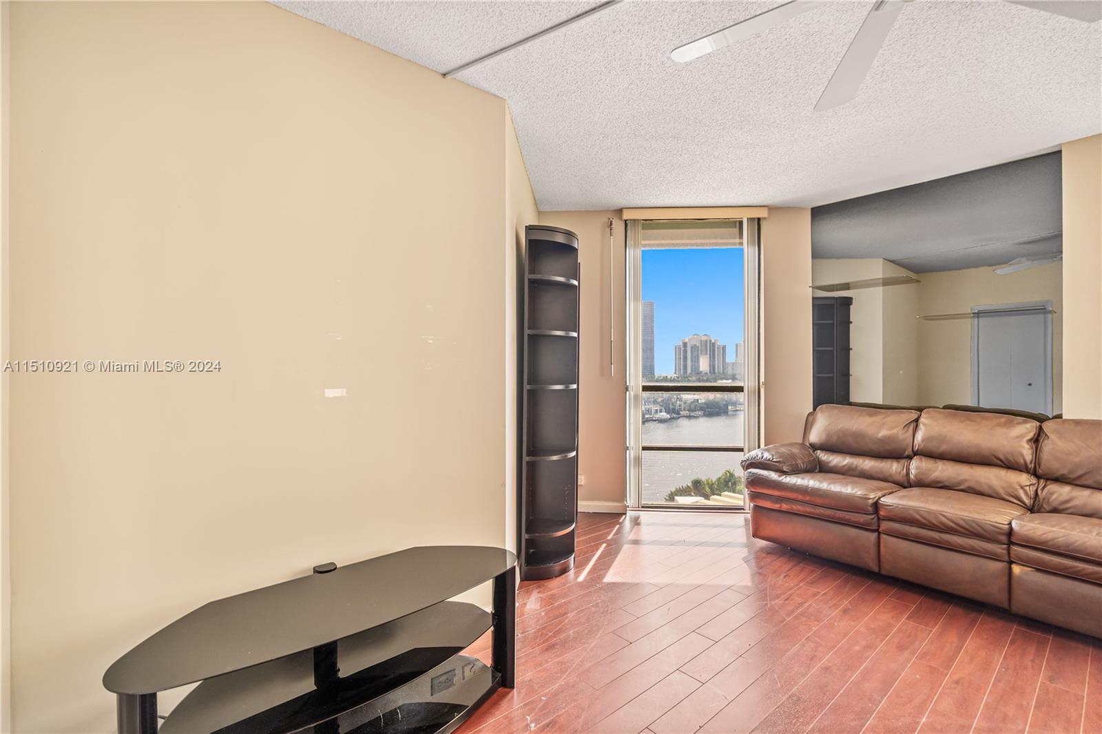 20191 E Country Club Dr 1109 + CABANA, Aventura, Florida 33180, 2 Bedrooms Bedrooms, ,2 BathroomsBathrooms,Residential,For Sale,20191 E Country Club Dr 1109 + CABANA,A11510921