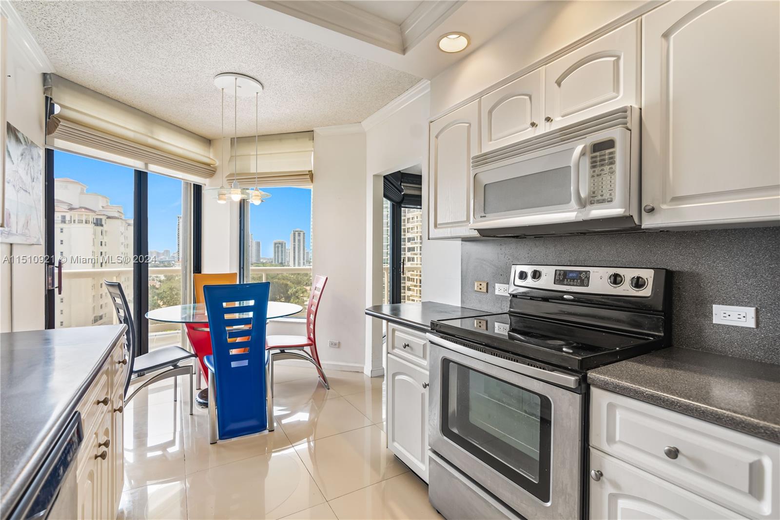 20191 Country Club Dr, Aventura, FL, 33180 United States, 2 Bedrooms Bedrooms, ,2 BathroomsBathrooms,Residential,For Sale,Country Club Dr,A11510921