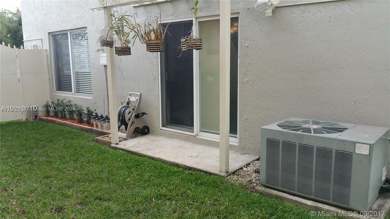 7928 NW 190th Ln 7928, Hialeah, Florida 33015, 5 Bedrooms Bedrooms, ,2 BathroomsBathrooms,Residentiallease,For Rent,7928 NW 190th Ln 7928,A11510984