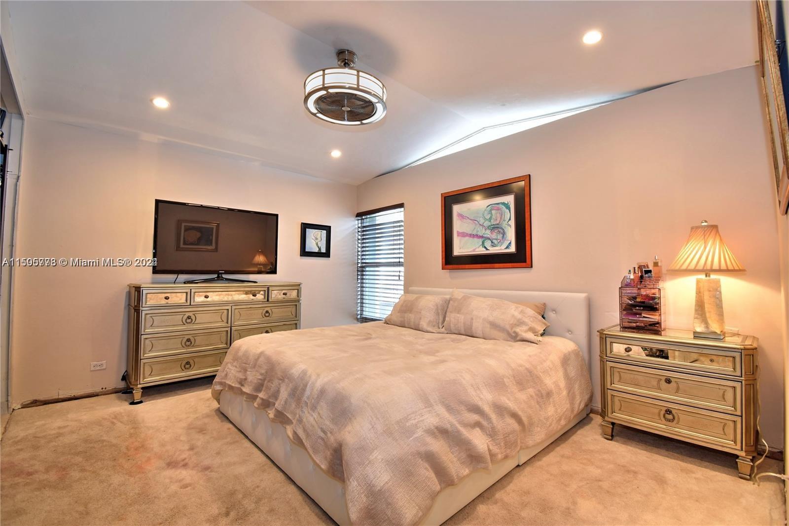 2060 55th St, Fort Lauderdale, FL, 33308 United States, 4 Bedrooms Bedrooms, ,2 BathroomsBathrooms,Residential,For Sale,55th St,A11505778