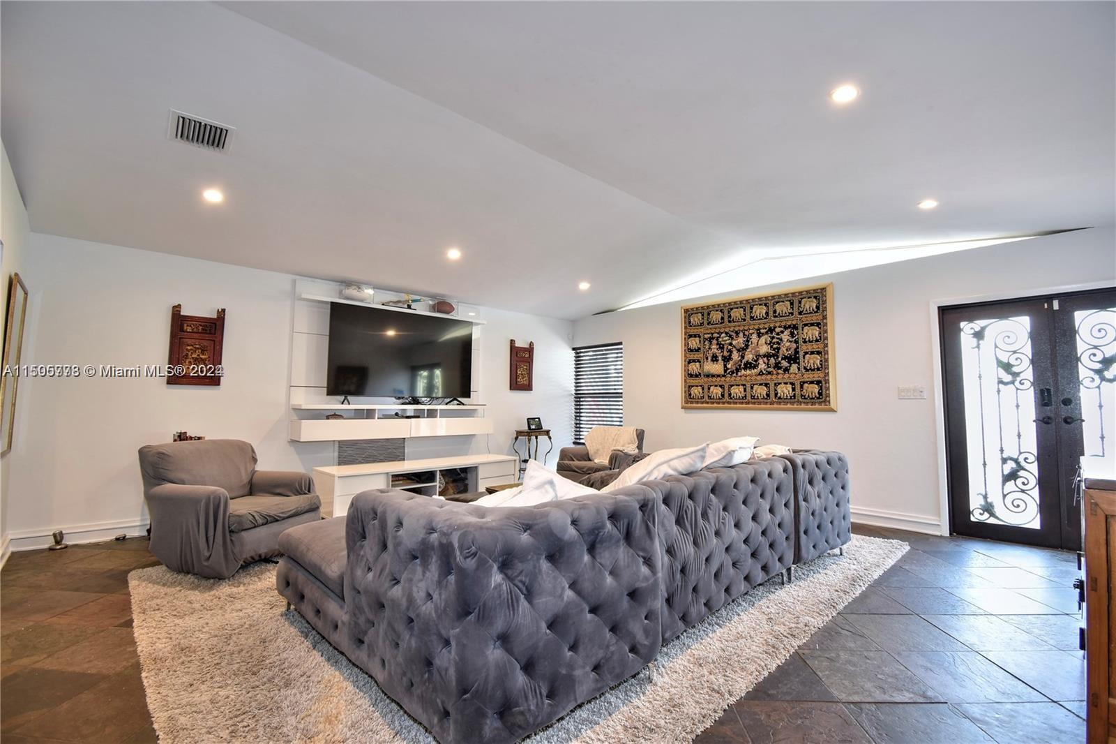 2060 55th St, Fort Lauderdale, FL, 33308 United States, 4 Bedrooms Bedrooms, ,2 BathroomsBathrooms,Residential,For Sale,55th St,A11505778