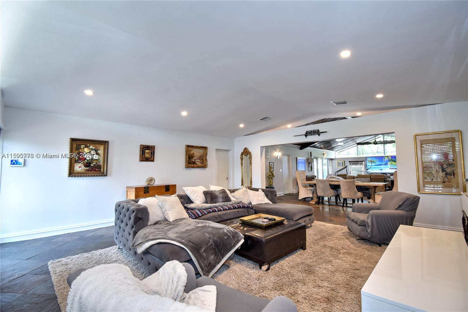 2060 55th St, Fort Lauderdale, FL, 33308 United States, 4 Bedrooms Bedrooms, ,2 BathroomsBathrooms,Residential,For Sale,55th St,A11505778