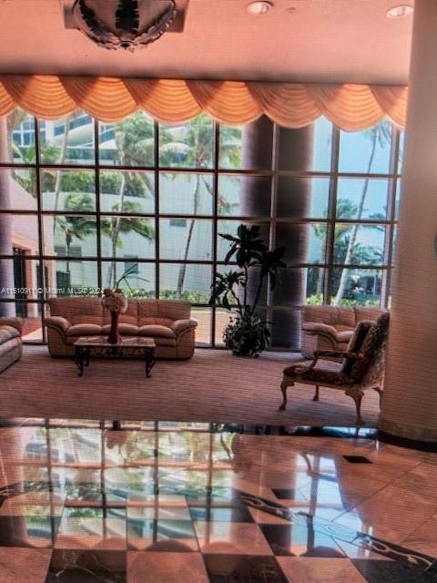 17275 Collins Ave, Sunny Isles Beach, FL, 33160 United States, 2 Bedrooms Bedrooms, ,2 BathroomsBathrooms,Residential,For Sale,Collins Ave,A11510911