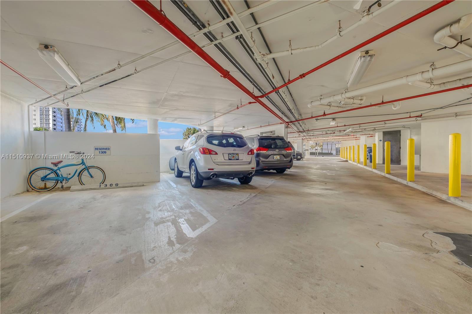 7914 Harbor Island Dr 204, North Bay Village, Florida 33141, 3 Bedrooms Bedrooms, ,2 BathroomsBathrooms,Residential,For Sale,7914 Harbor Island Dr 204,A11510937