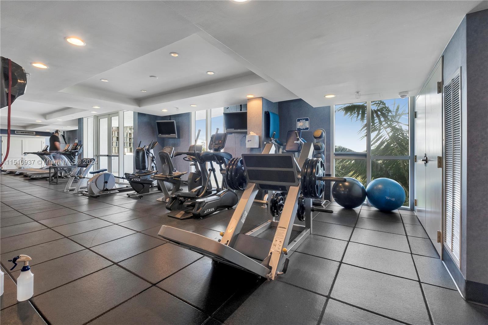 7914 Harbor Island Dr 204, North Bay Village, Florida 33141, 3 Bedrooms Bedrooms, ,2 BathroomsBathrooms,Residential,For Sale,7914 Harbor Island Dr 204,A11510937