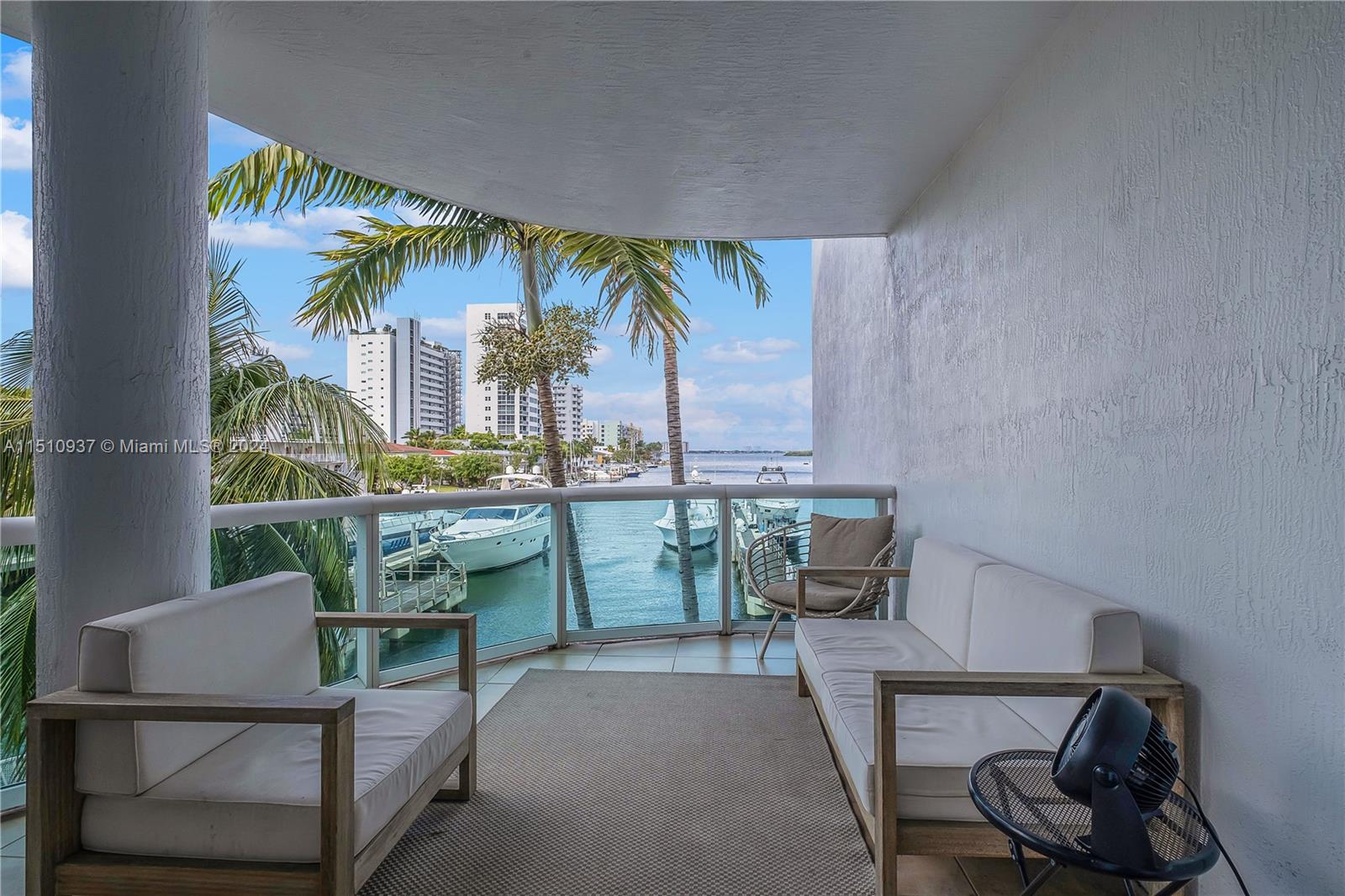 7914 Harbor Island Dr 204, North Bay Village, Florida 33141, 3 Bedrooms Bedrooms, ,2 BathroomsBathrooms,Residential,For Sale,7914 Harbor Island Dr 204,A11510937