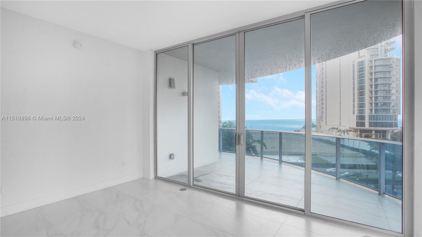 17550 Collins Ave, Sunny Isles Beach, FL, 33160 United States, 3 Bedrooms Bedrooms, ,3 BathroomsBathrooms,Residential,For Sale,Collins Ave,A11510896