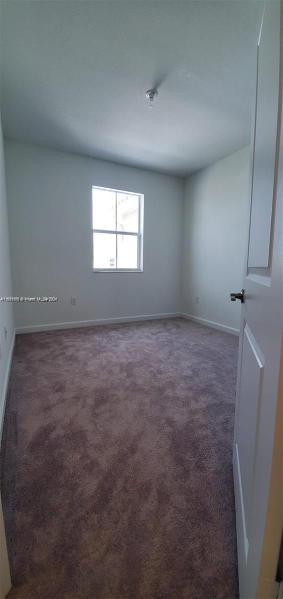 1211 SE 27th Ter, Homestead, Florida 33035, 3 Bedrooms Bedrooms, ,2 BathroomsBathrooms,Residentiallease,For Rent,1211 SE 27th Ter,A11511165