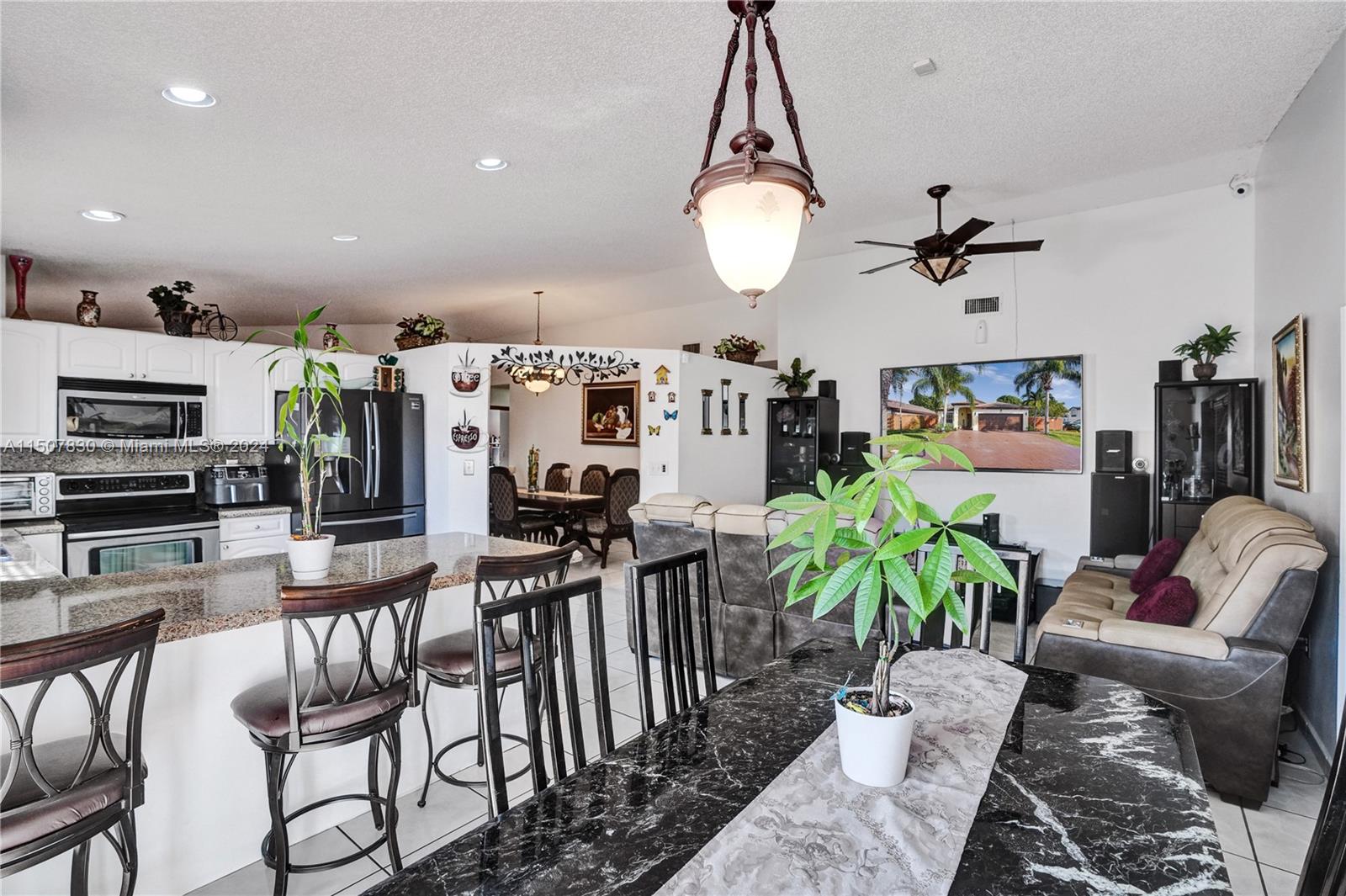 19573 NW 82nd Pl, Miami, Florida 33015, 3 Bedrooms Bedrooms, ,2 BathroomsBathrooms,Residential,For Sale,19573 NW 82nd Pl,A11507830