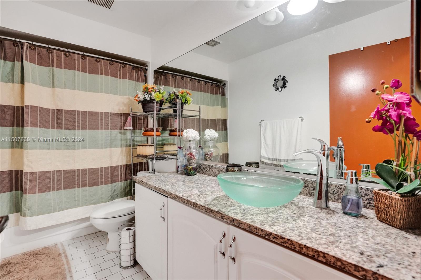 19573 NW 82nd Pl, Miami, Florida 33015, 3 Bedrooms Bedrooms, ,2 BathroomsBathrooms,Residential,For Sale,19573 NW 82nd Pl,A11507830