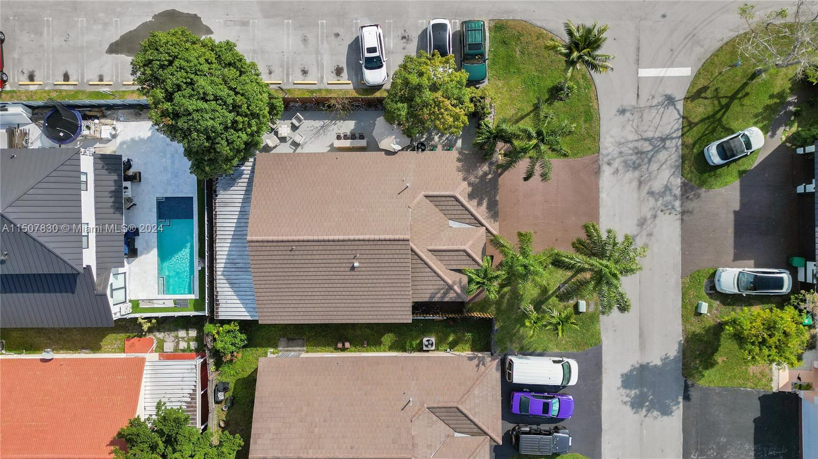 19573 NW 82nd Pl, Miami, Florida 33015, 3 Bedrooms Bedrooms, ,2 BathroomsBathrooms,Residential,For Sale,19573 NW 82nd Pl,A11507830