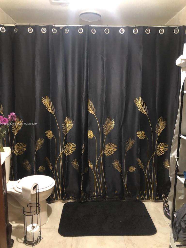 19261 SW 190th St, Miami, Florida 33187, 3 Bedrooms Bedrooms, 3 Rooms Rooms,2 BathroomsBathrooms,Residential,For Sale,19261 SW 190th St,A11509220