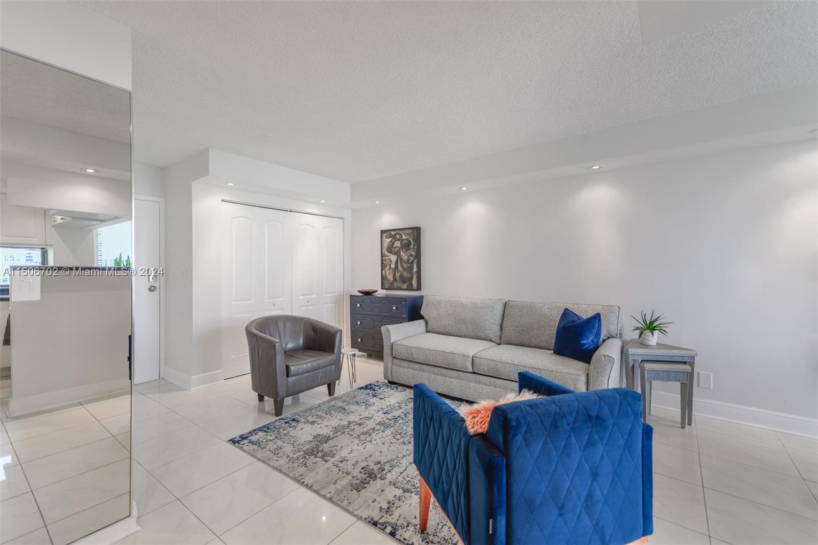 17021 Bay Rd, Sunny Isles Beach, FL, 33160 United States, 1 Bedroom Bedrooms, ,1 BathroomBathrooms,Residential,For Sale,Bay Rd,A11506702