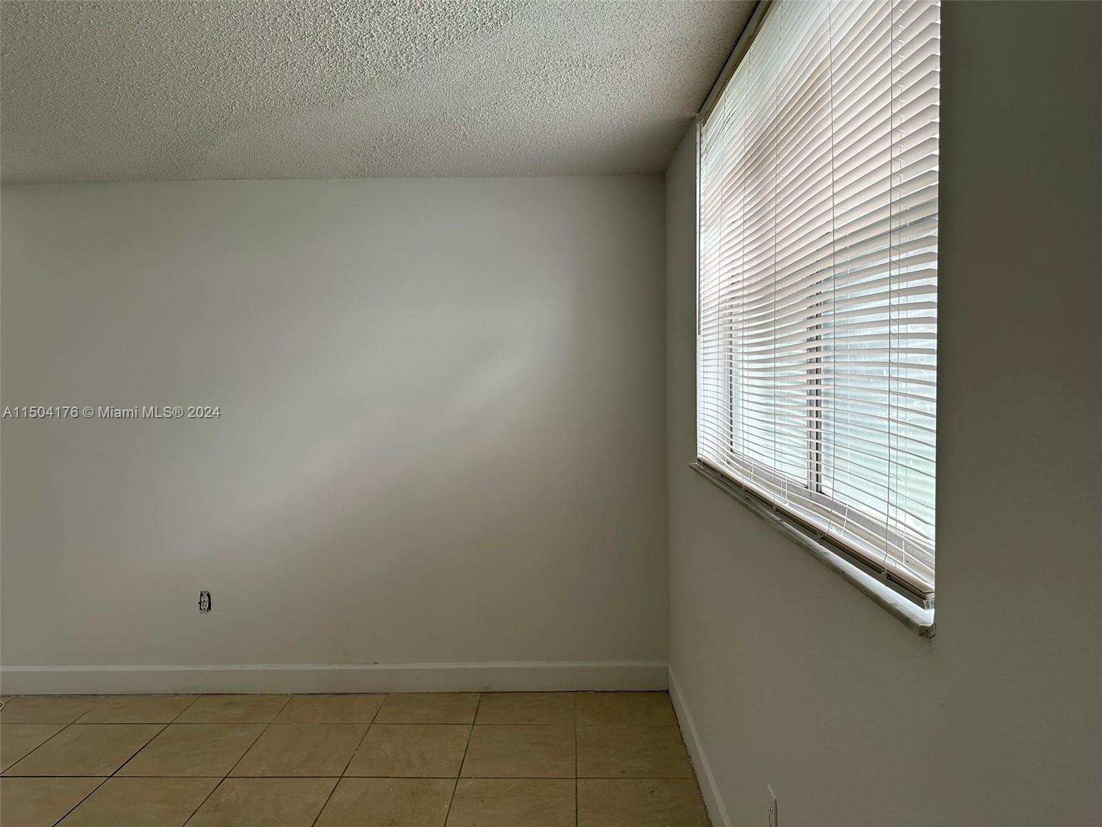 1810 N Lauderdale Ave 2102, North Lauderdale, Florida 33068, 2 Bedrooms Bedrooms, ,2 BathroomsBathrooms,Residential,For Sale,1810 N Lauderdale Ave 2102,A11504176