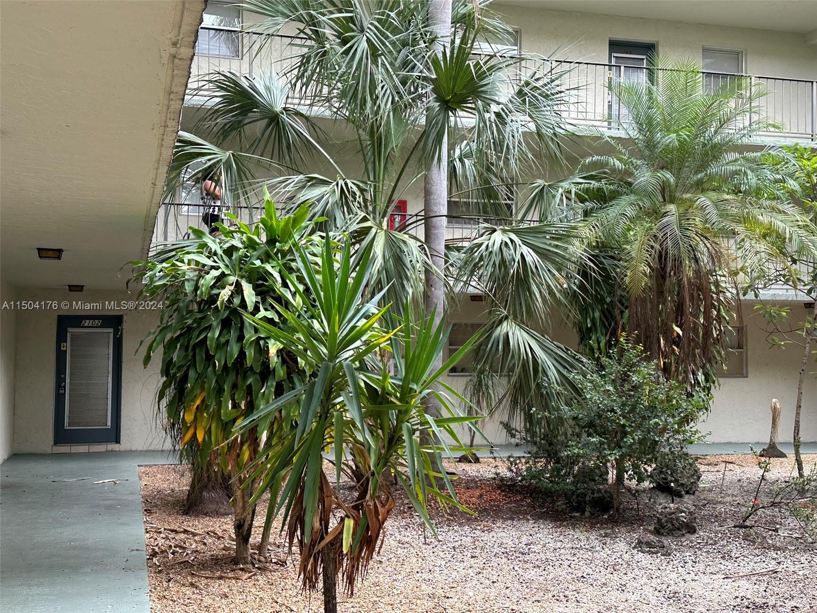 1810 N Lauderdale Ave 2102, North Lauderdale, Florida 33068, 2 Bedrooms Bedrooms, ,2 BathroomsBathrooms,Residential,For Sale,1810 N Lauderdale Ave 2102,A11504176