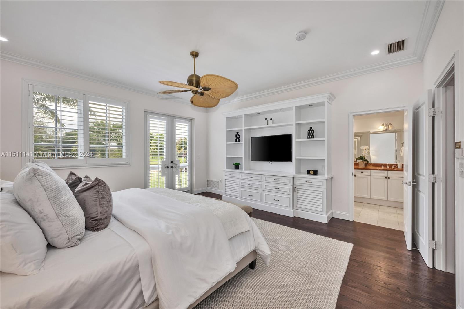 1123 Campo Sano Ave 2, Coral Gables, Florida 33146, 3 Bedrooms Bedrooms, ,2 BathroomsBathrooms,Residential,For Sale,1123 Campo Sano Ave 2,A11511141