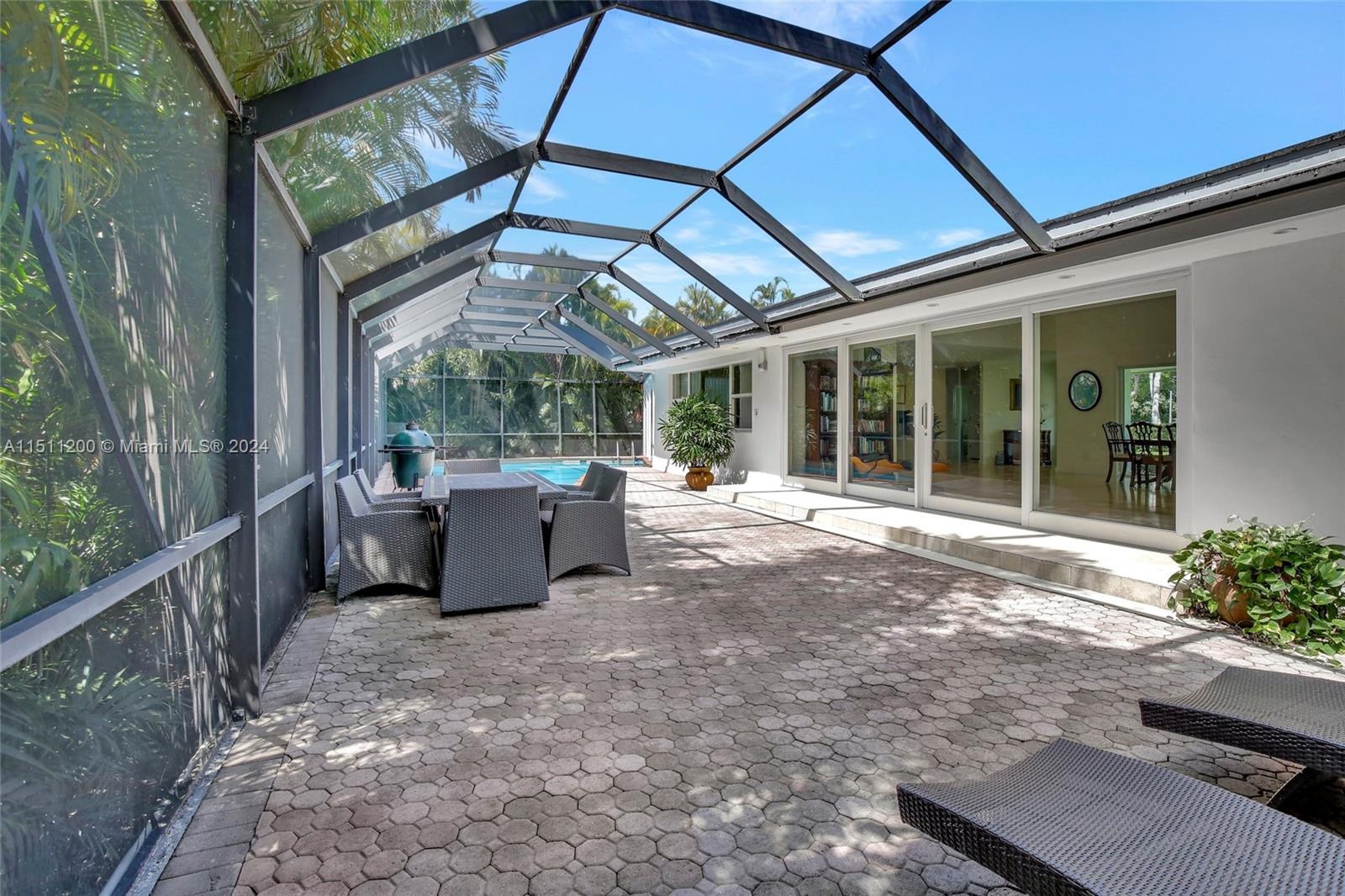 335 Harbor Dr, Key Biscayne, FL, 33149 United States, 4 Bedrooms Bedrooms, ,3 BathroomsBathrooms,Residential,For Sale,Harbor Dr,A11511200