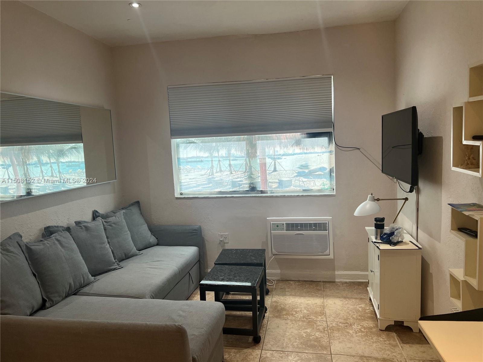 Miami Beach, Florida 33140, ,1 BathroomBathrooms,Residentiallease,For Rent,A11508152