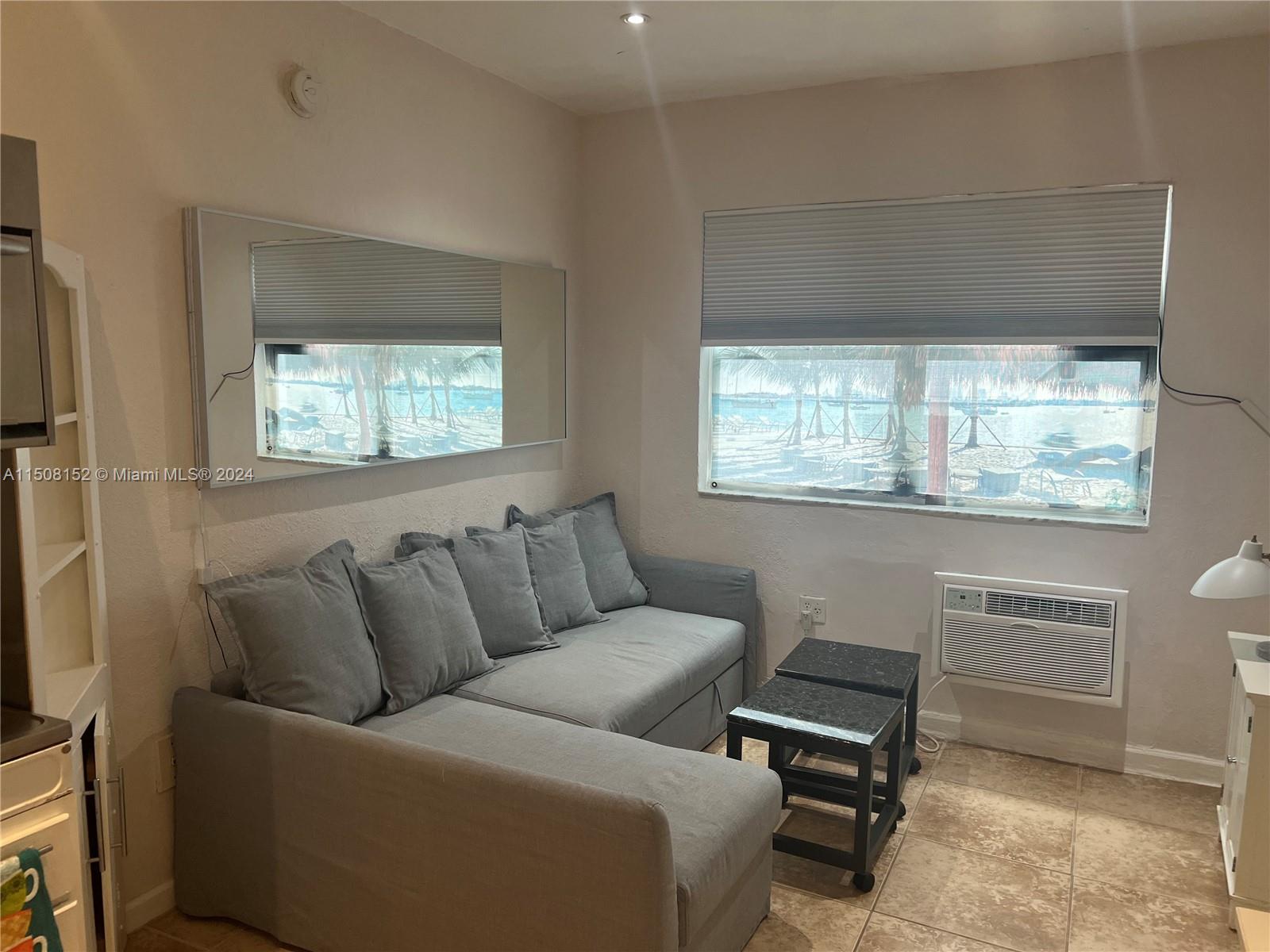 Miami Beach, Florida 33140, ,1 BathroomBathrooms,Residentiallease,For Rent,A11508152