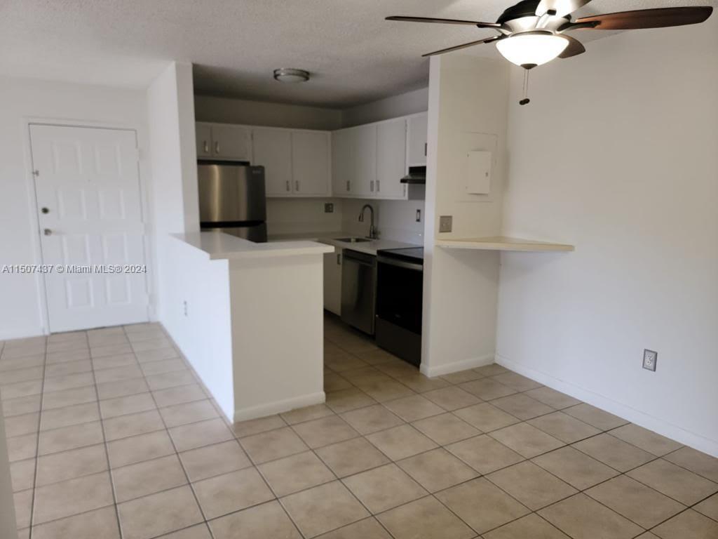 7210 NW 179th St 202, Hialeah, Florida 33015, 2 Bedrooms Bedrooms, ,1 BathroomBathrooms,Residential,For Sale,7210 NW 179th St 202,A11507437
