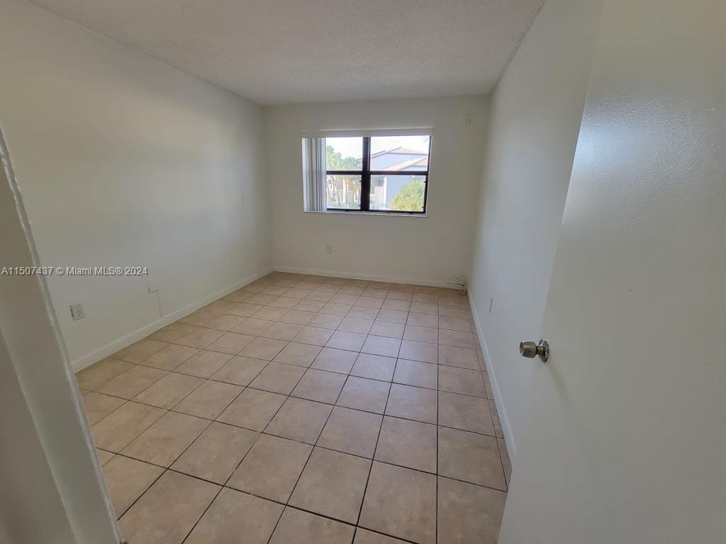 7210 NW 179th St 202, Hialeah, Florida 33015, 2 Bedrooms Bedrooms, ,1 BathroomBathrooms,Residential,For Sale,7210 NW 179th St 202,A11507437