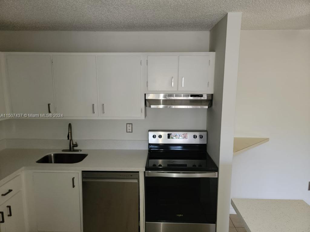 7210 NW 179th St 202, Hialeah, Florida 33015, 2 Bedrooms Bedrooms, ,1 BathroomBathrooms,Residential,For Sale,7210 NW 179th St 202,A11507437