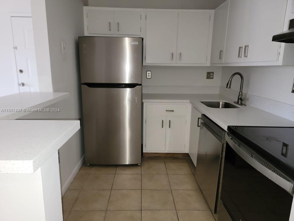 7210 NW 179th St 202, Hialeah, Florida 33015, 2 Bedrooms Bedrooms, ,1 BathroomBathrooms,Residential,For Sale,7210 NW 179th St 202,A11507437