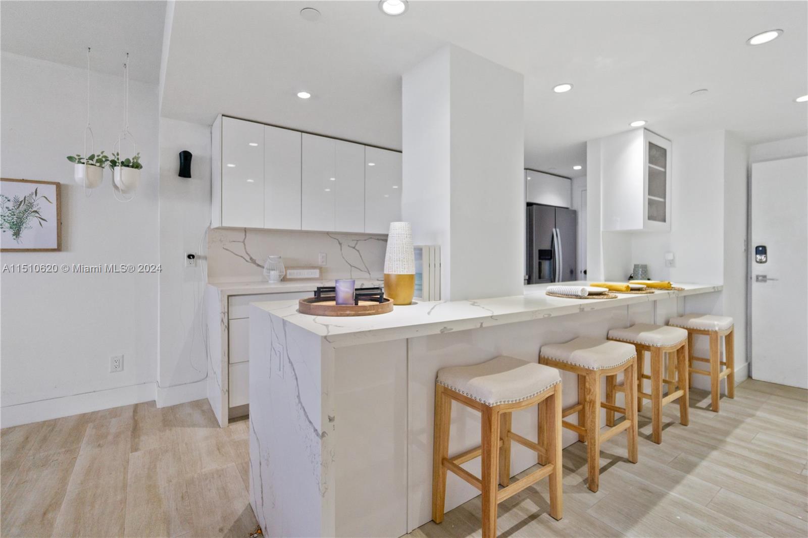 100 Lincoln Rd 1120, Miami Beach, Florida 33139, ,1 BathroomBathrooms,Residential,For Sale,100 Lincoln Rd 1120,A11510620