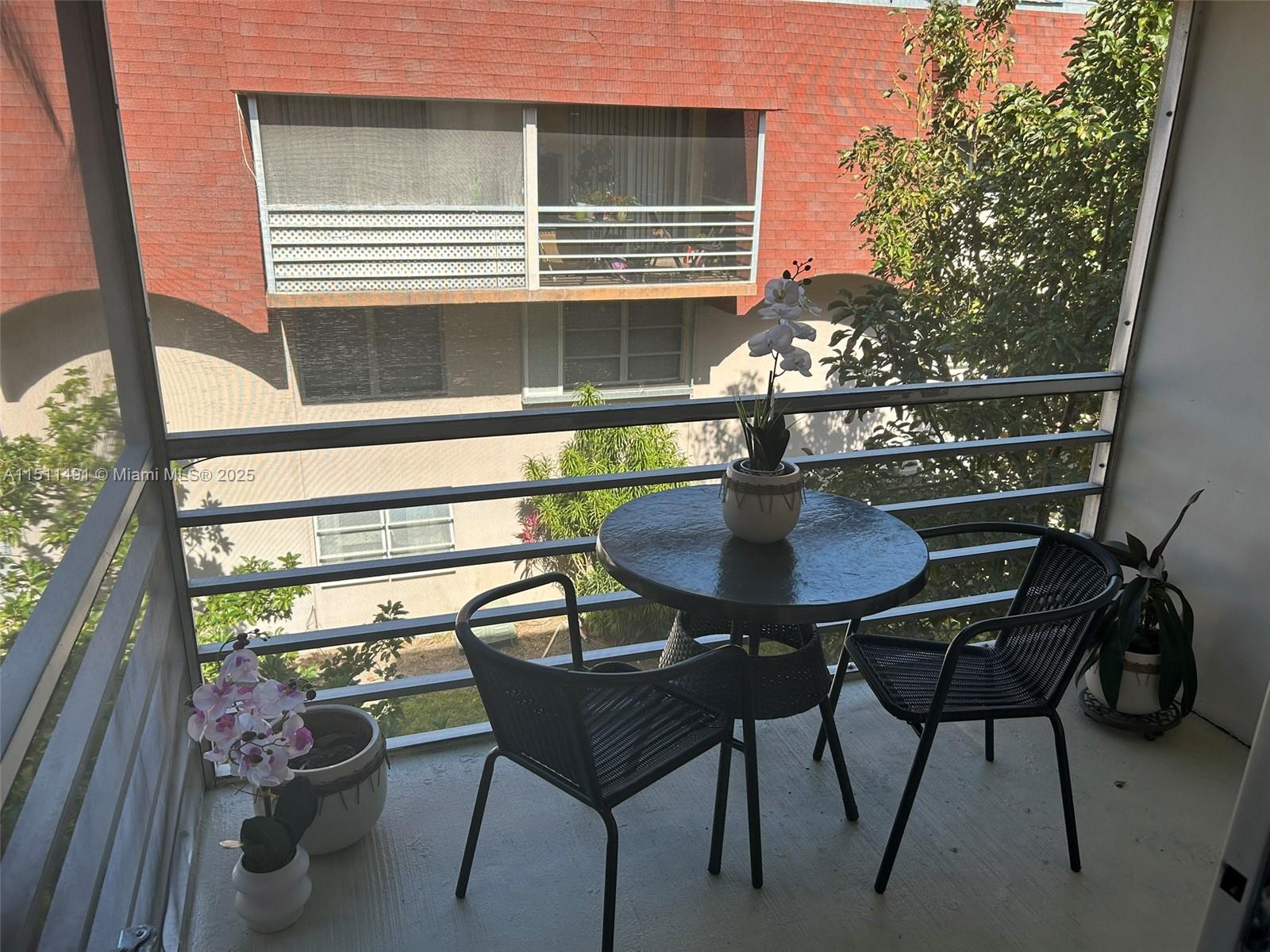 2901 NW 47th Ter 344B, Lauderdale Lakes, Florida 33313, 1 Bedroom Bedrooms, ,1 BathroomBathrooms,Residential,For Sale,2901 NW 47th Ter 344B,A11511491