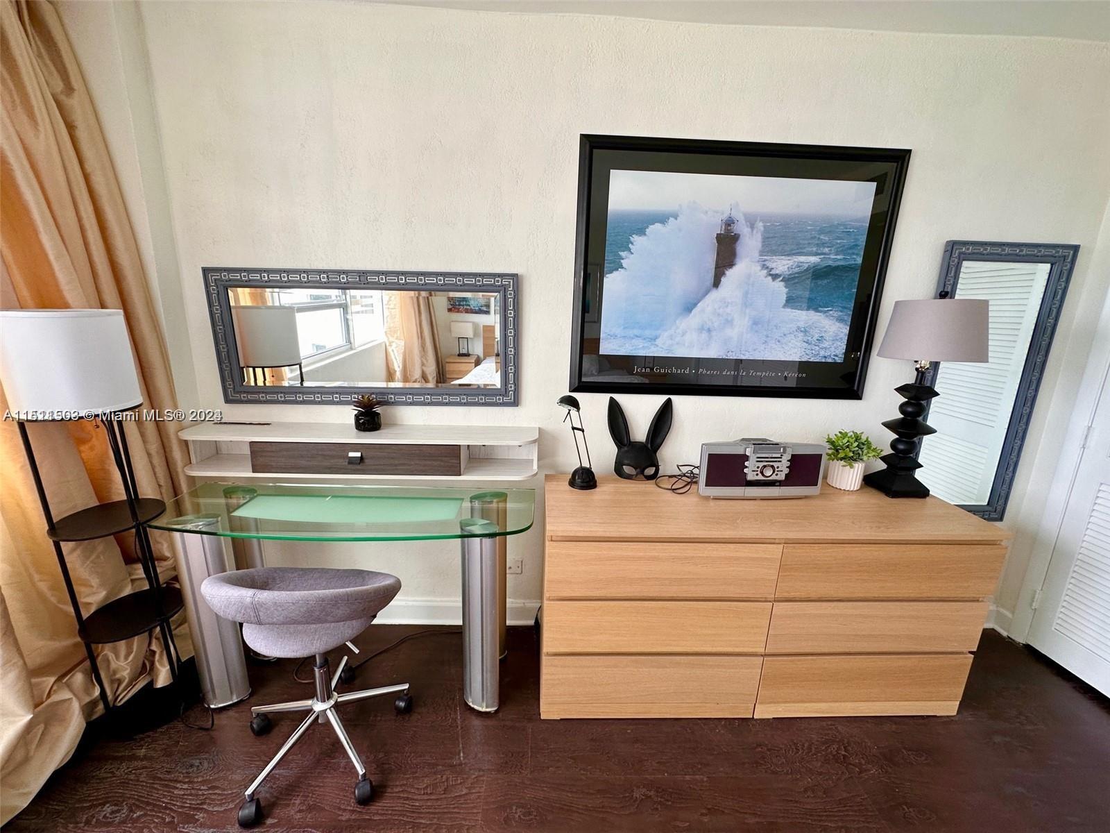 1500 Bay Rd 1002S, Miami Beach, Florida 33139, 1 Bedroom Bedrooms, ,1 BathroomBathrooms,Residentiallease,For Rent,1500 Bay Rd 1002S,A11511503