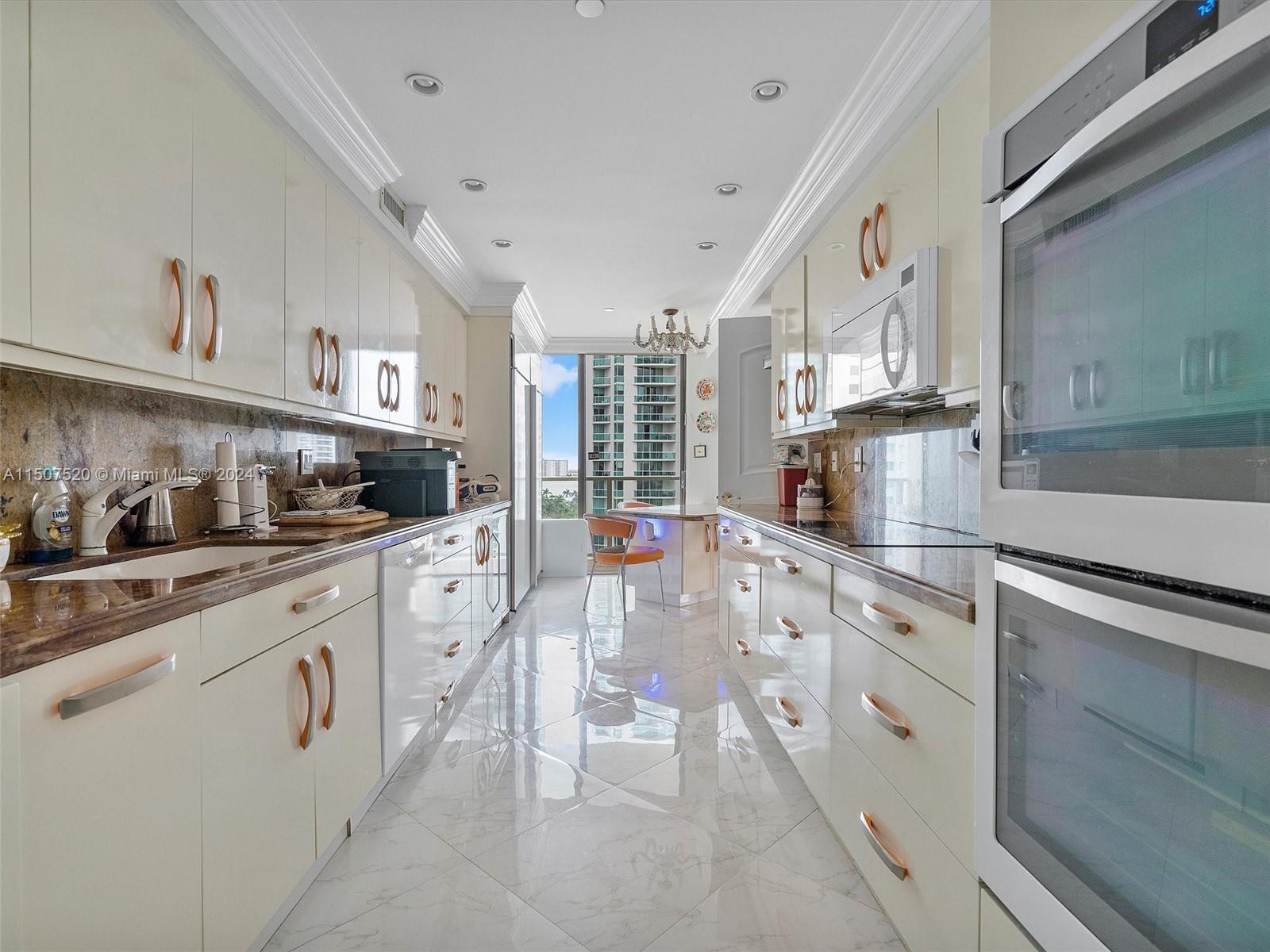 19500 Turnberry Way, Aventura, FL, 33180 United States, 2 Bedrooms Bedrooms, ,2 BathroomsBathrooms,Residential,For Sale,Turnberry Way,A11507520