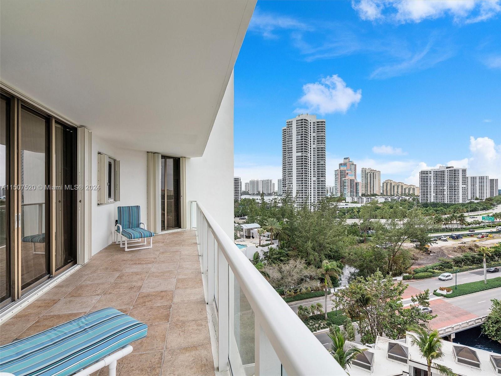 19500 Turnberry Way, Aventura, FL, 33180 United States, 2 Bedrooms Bedrooms, ,2 BathroomsBathrooms,Residential,For Sale,Turnberry Way,A11507520