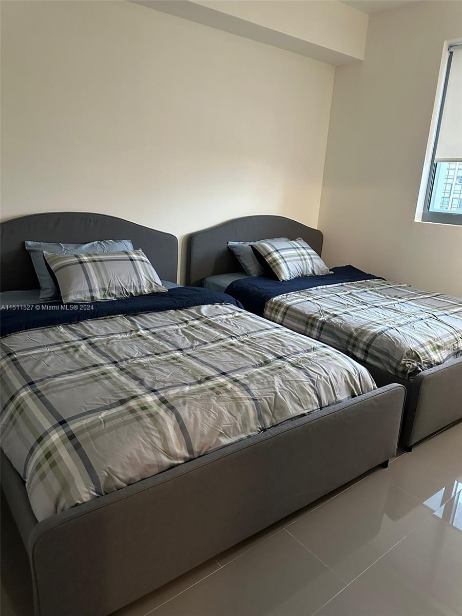 601 NE 36th St 1009, Miami, Florida 33137, 2 Bedrooms Bedrooms, ,2 BathroomsBathrooms,Residentiallease,For Rent,601 NE 36th St 1009,A11511527