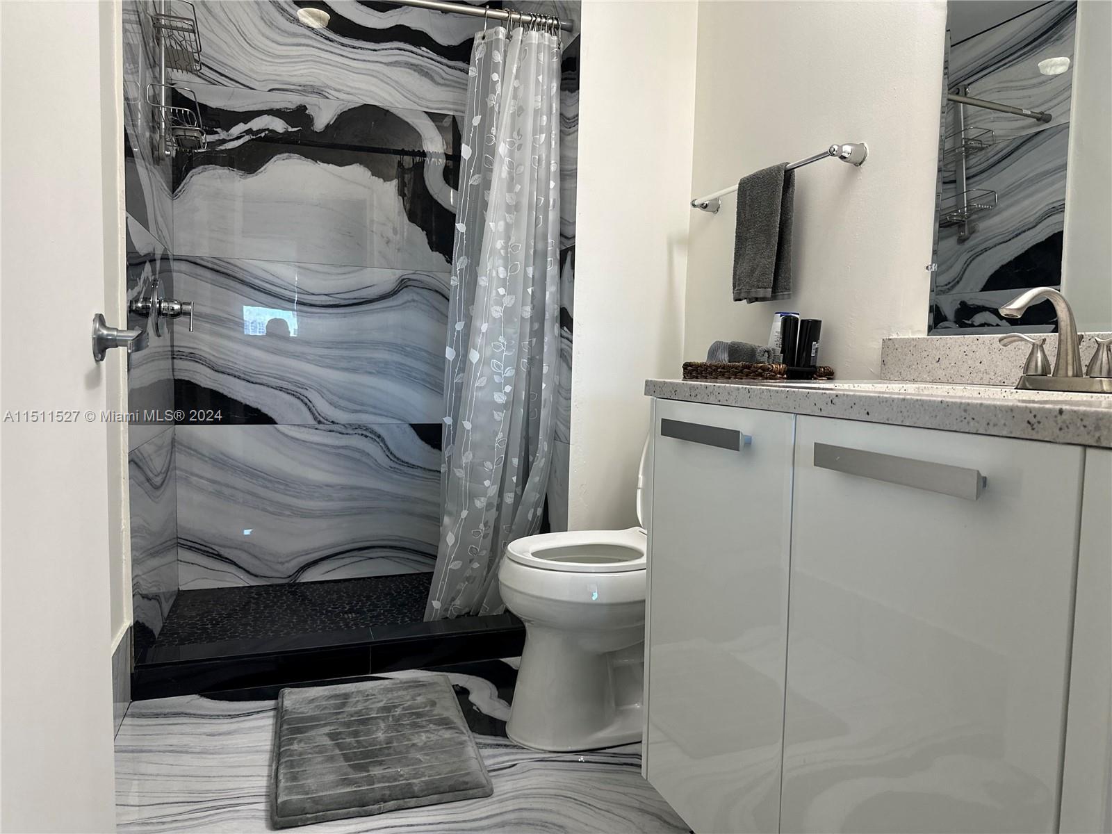 601 NE 36th St 1009, Miami, Florida 33137, 2 Bedrooms Bedrooms, ,2 BathroomsBathrooms,Residentiallease,For Rent,601 NE 36th St 1009,A11511527