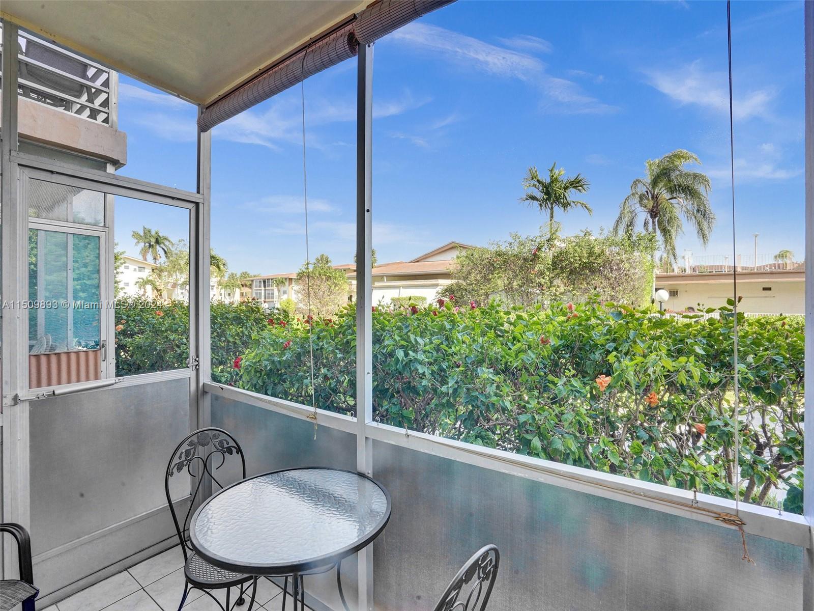 16901 NE 13th Ave 110, Miami, Florida 33162, 1 Bedroom Bedrooms, ,1 BathroomBathrooms,Residential,For Sale,16901 NE 13th Ave 110,A11509893